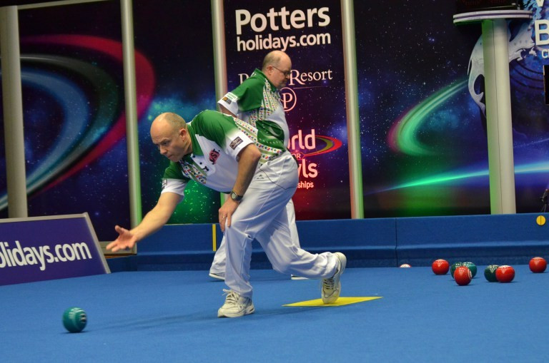  Jason Greenslade and Les Gillett were among pairs to win semi-finals today ©World Bowls Tour