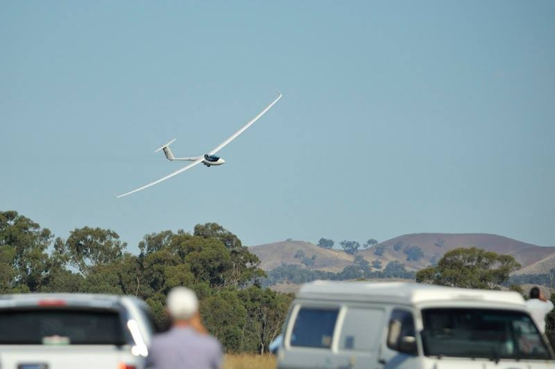 Defending champion Sommer wins today's open class event at FAI World Gliding Championships