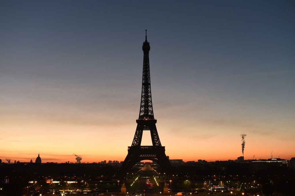 Boost for Paris 2024 as €300 million Eiffel Tower revamp plans are unveiled