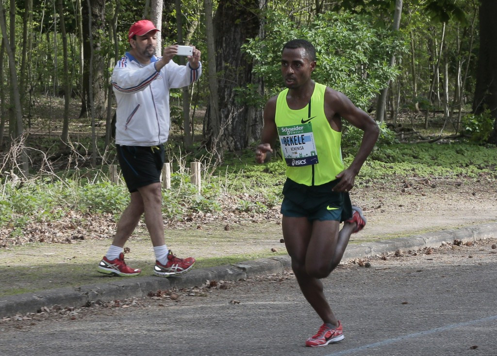 Bekele targets world record at Dubai Marathon