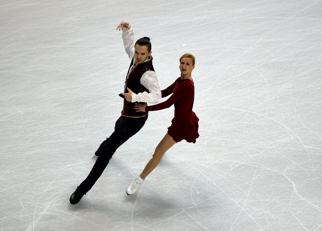 Tatiana Volosozhar and Maxim Trankov took gold in the pairs competition at Sochi 2014. United States Figure Skating President Sam Auxier has called on a blanket ban for Russia at Pyeongchang 2018 ©Getty Images