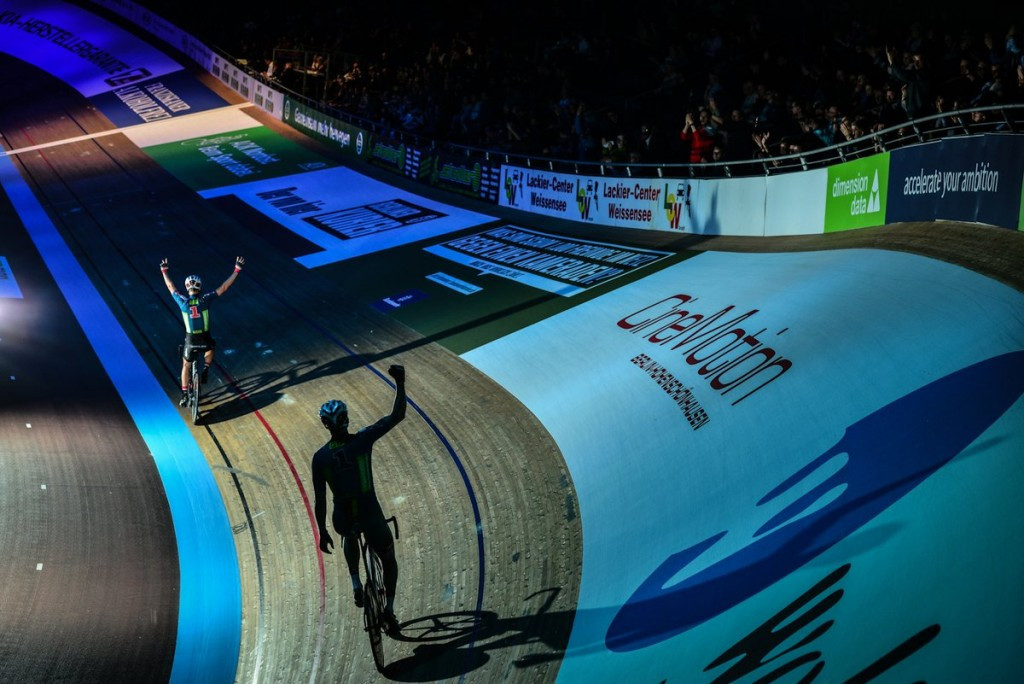 The overall competition is heating up with two days left of racing ©Twitter/SixDayCycling