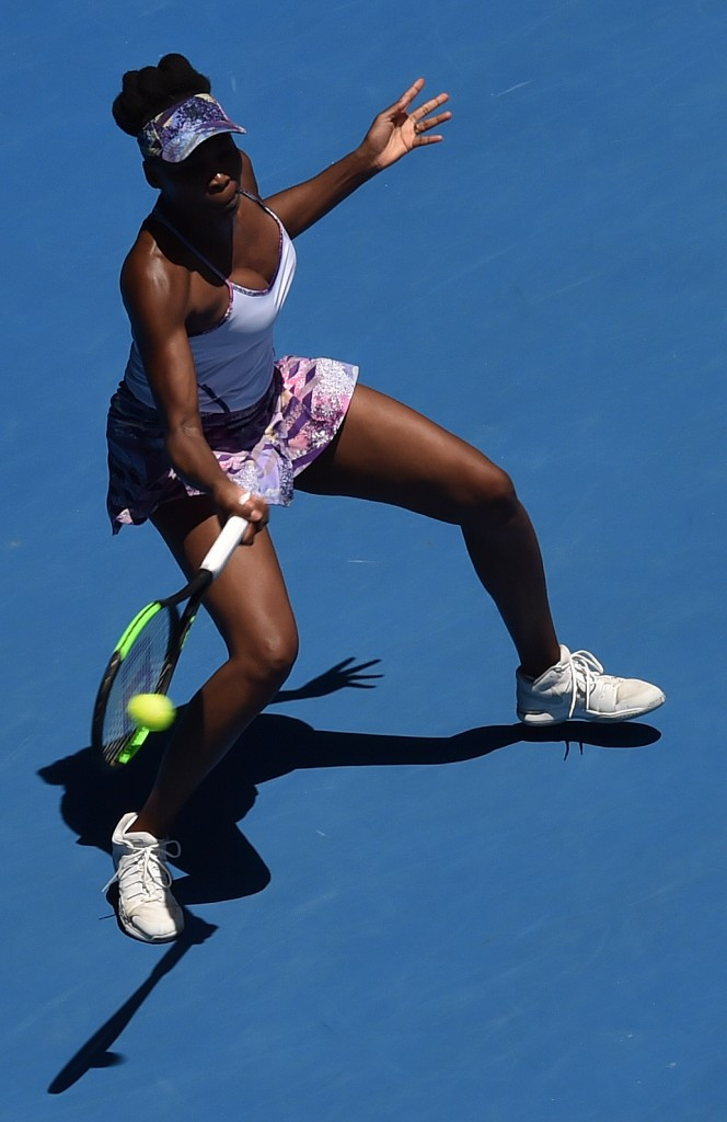 Venus Williams hits a return during her quarter-final against Anastasia Pavlyuchenkova ©Getty Images