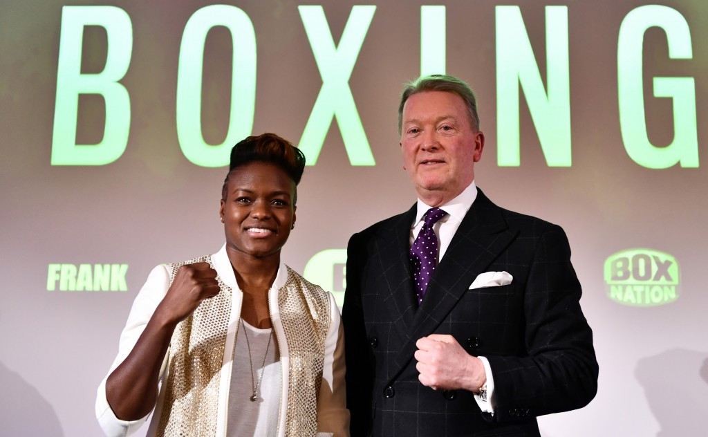 Nicola Adams signed a deal with Frank Warren to turn professional ©Getty Images