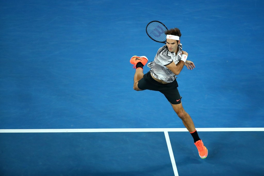 Federer outlasts Wawrinka to reach Australian Open final