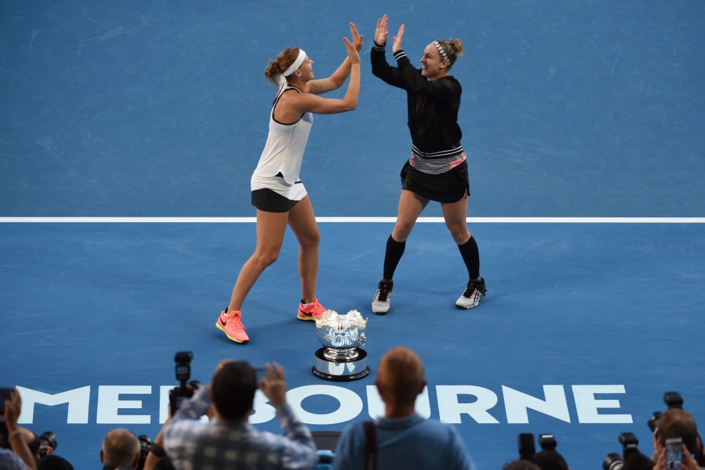 American Bethanie Mattek-Sands and Czech Lucie Safarova triumphed in the women's doubles ©Getty Images