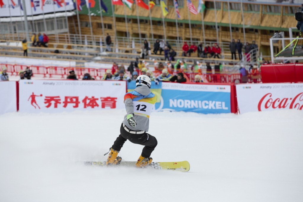 There were men's and women's competitions in the parallel slalom event today ©Almaty 2017