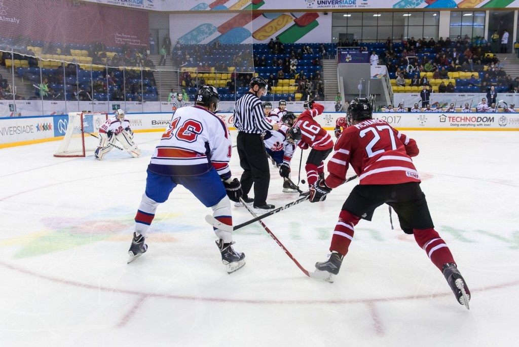 Great Britain's men's ice hockey team were once again heavily beaten, this time by Canada ©Almaty 2017