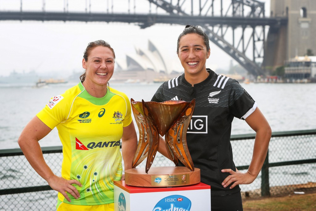 Australian women's captain Sharni Williams with her New Zealand counterpart Sarah Goss ©Getty Images