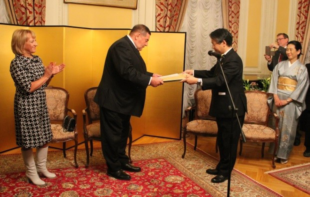 Vasily Shestakov was recognised for promoting sambo and for building relationships between Russia and Japan ©FIAS 