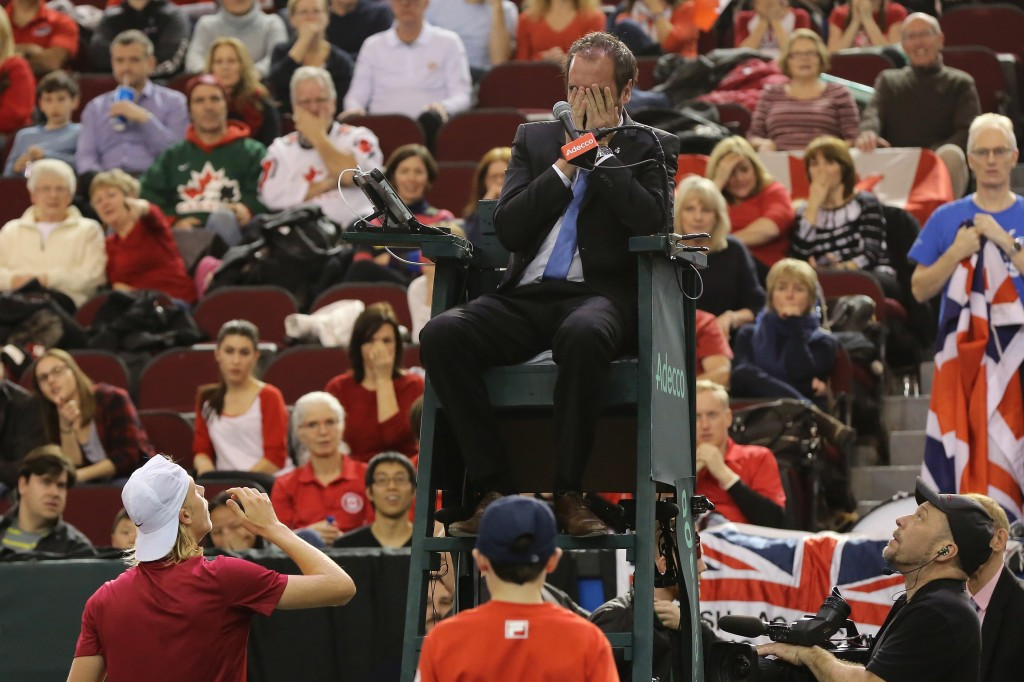 Umpire being hit with ball sees Britain progress in Davis Cup