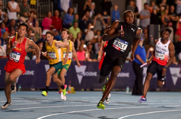 Usain Bolt helps his All-Stars team to victory in the final event of the second Coles Nitro Athletics event in Melbourne, the mixed 4x100m relay ©Getty Images
