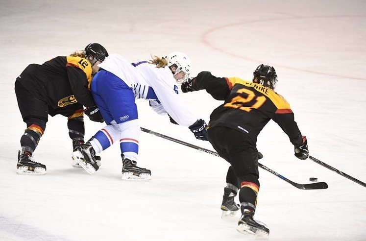 Germany and France played out an intriguing contest in the Group D opener ©IIHF