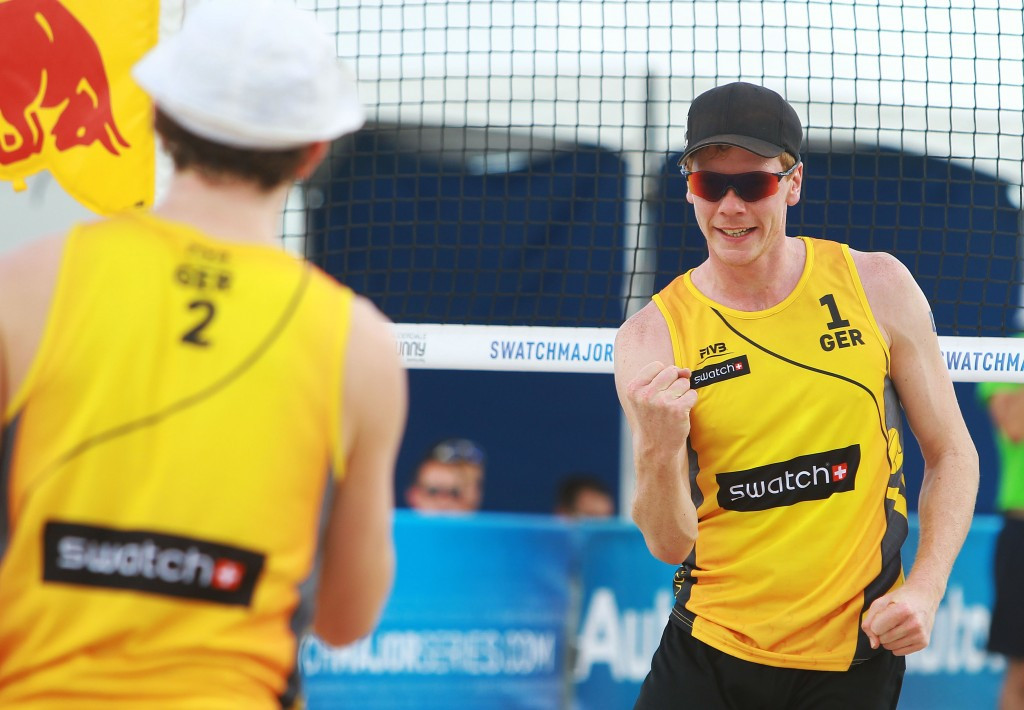 Markus Bockermann and Lars Fluggen of Germany also booked their place in the next round ©FIVB