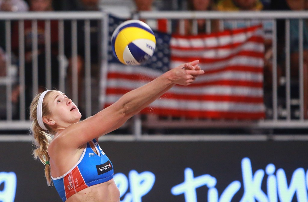 Brooke Sweat and Summer Ross of the United States reached the semi-finals of the women's tournament ©FIVB