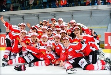 Japan and Switzerland secured the final two places in the women's ice hockey tournament at next year's Winter Olympic Games in Pyeongchang ©IIHF