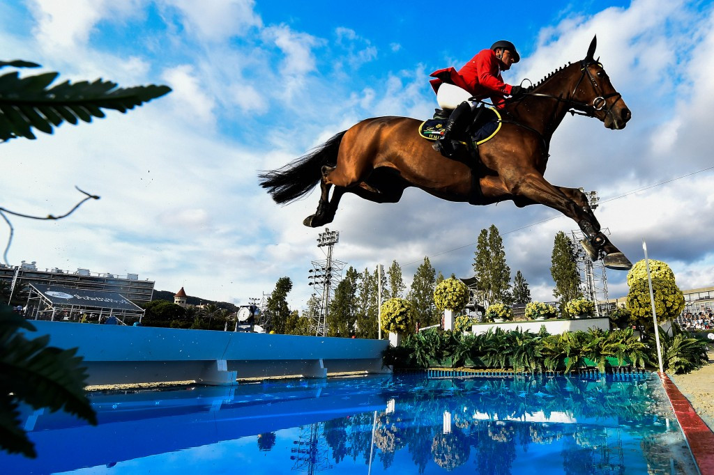 The International Jumping Officials' Club seek to bring together FEI jumping officials from around the world ©Getty Images