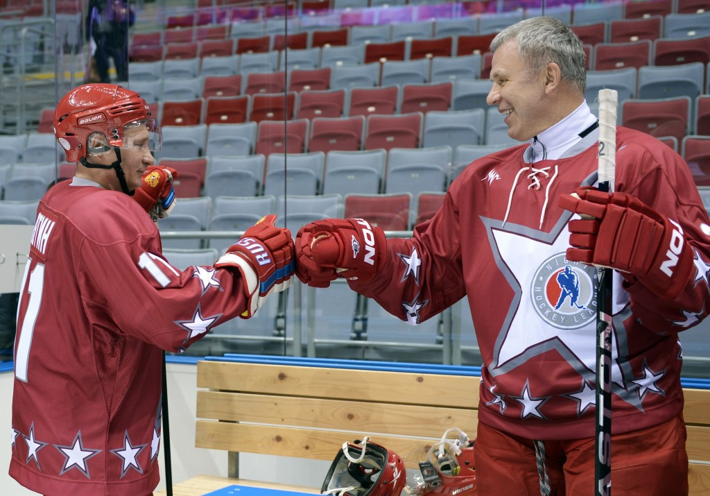 Two-time Olympic gold medal-winning ice hockey player Vyacheslav Fetisov, pictured here with Russian President Vladimir Putin, is to head the delegation of Russian lawmakers travelling to Germany ©Getty Images