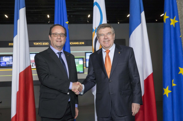 French President François Hollande and the IOC President Thomas Bach met at the Olympic Museum in Lausanne to discuss Paris' proposed bid for the 2024 Olympics and Paralympics