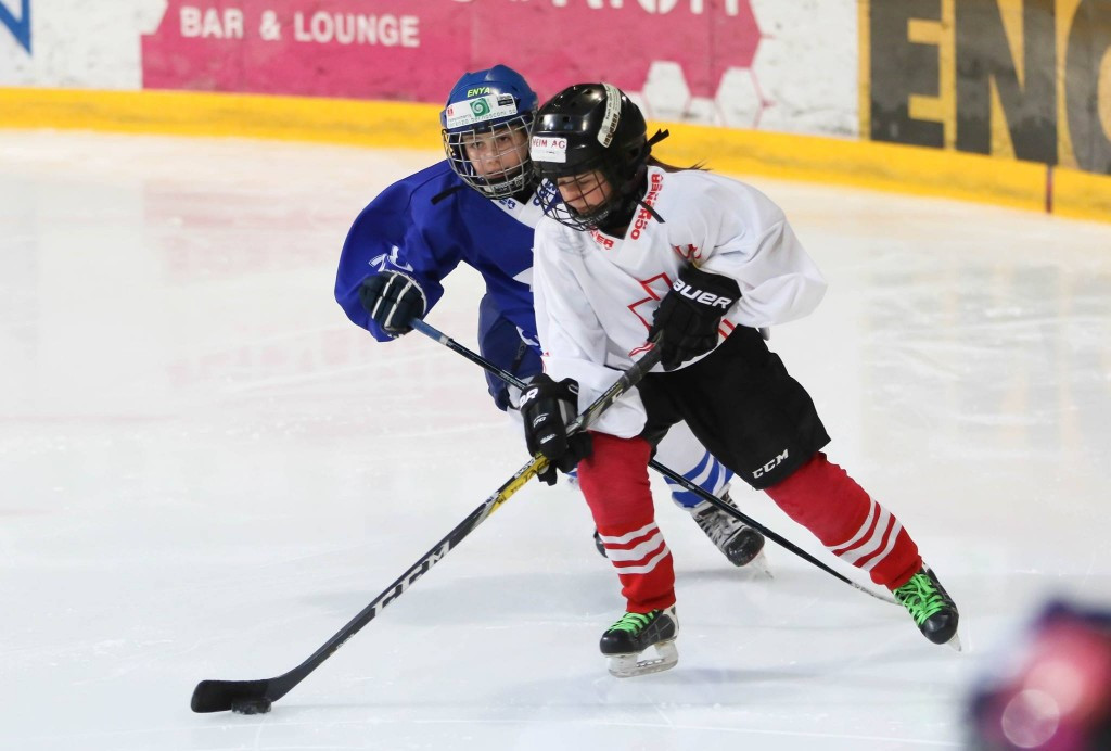 Switzerland’s Global Girls’ Game took place in Biel ©IIHF