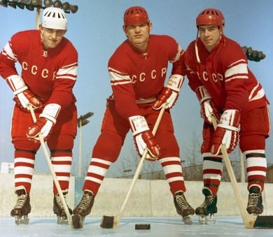 Double Olympic ice hockey gold medallist dies aged 69