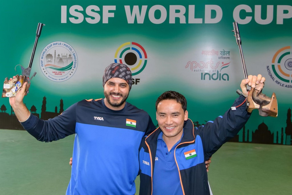 Local hero shoots world record to win gold at ISSF World Cup