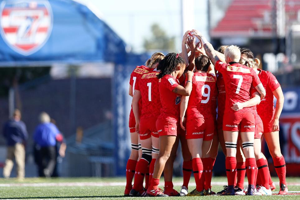 Canada and Olympic silver medallists New Zealand booked their place in the quarter-finals of the Women's World Rugby Sevens Series ©World Rugby