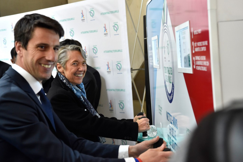Paris 2024 co-chair Tony Estanguet, near, and RATP President and chief executive Elisabeth Borne, far, attended the launch of the campaign ©Paris 2024