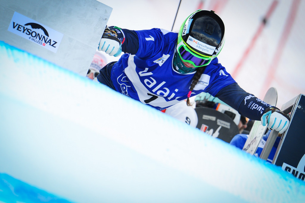 Italy's Moioli triumphs at FIS Snowboard Cross World Cup in La Molina