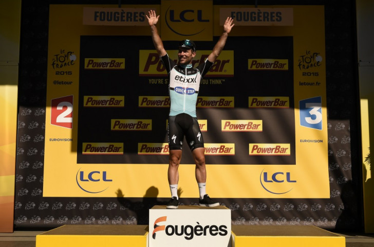 Cavendish ends Tour de France drought by sprinting to stage seven win as fellow Briton Froome assumes race lead