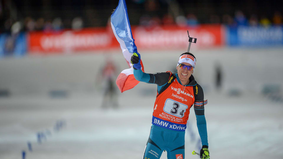 Quentin Fillon Maillet anchored France to victory in the mixed team relay ©IBU
