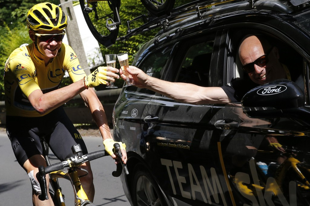 Chris Froome, left, has joined other Team Sky riders in publicly supporting the team's principal Sir Dave Brailsford, right, ©Getty Images
