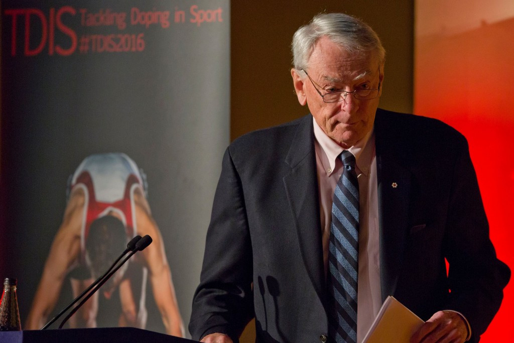 Senior IOC member Richard Pound supports the idea of awarding the 2024 and 2028 Olympic and Paralympic Games together to Paris and Los Angeles later this year ©Getty Images