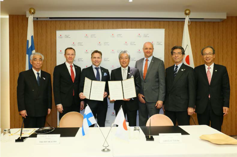 A partnership agreement has been signed between the National Olympic Committees of Japan and Finland ©JOC/AFLO Sport