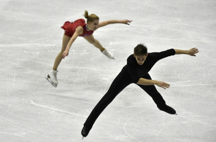 Ekaterina Alexandrovskaya and Harley Windsor during their short programme, en-route to winning the world junior pairs title in Taipei earlier this month ©Getty Images