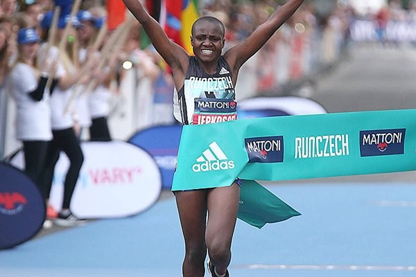 Joyciline Jepkosgei broke four world records en route to a half marathon victory ©IAAF