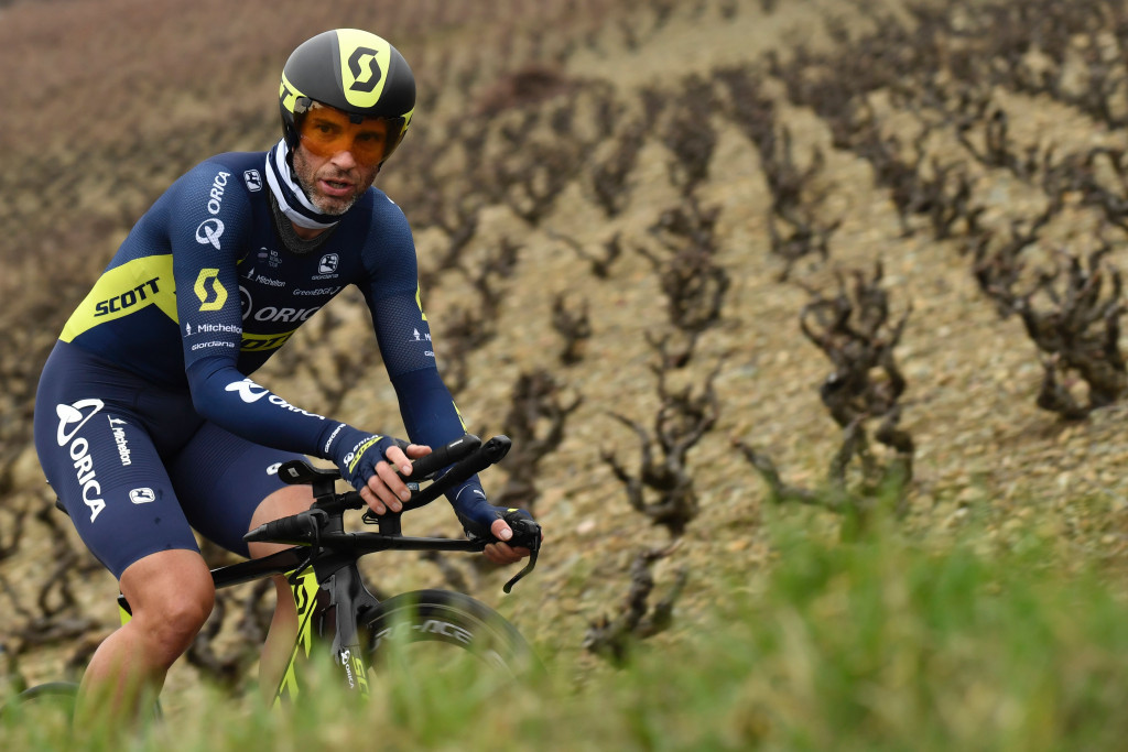 Albasini sprints to Tour of the Basque Country stage two win