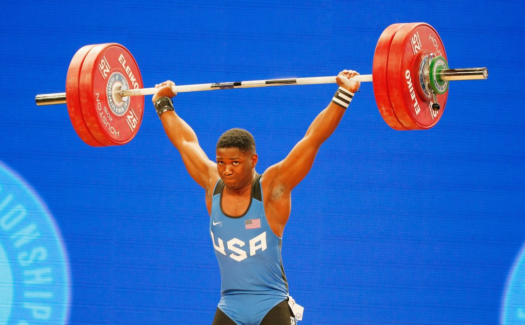 Clarence Cummings Jr managed to lift 185kg in the clean and jerk stage ©Getty Images