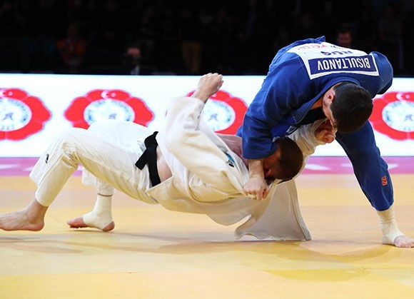 Adlan Bisultanov was another Russian winner, taking top honours in the men's under-100kg category ©IJF