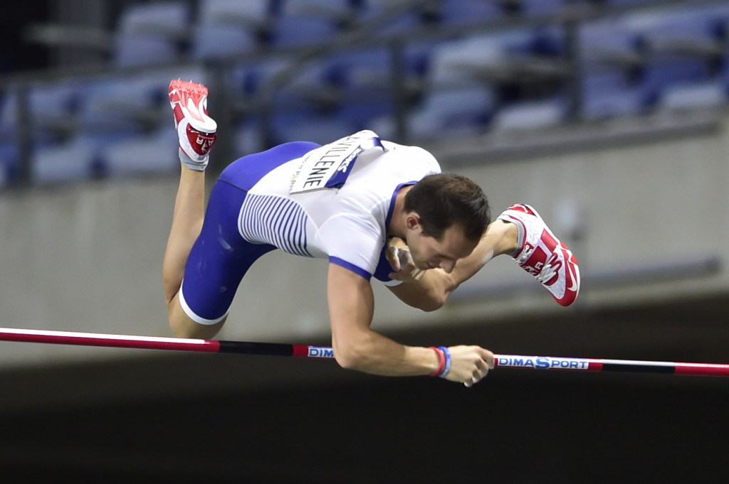 French pole vaulter Renaud Lavillenie, pictured competing at the 2016 Paris Diamond League in the Stade de France, has already committed to competing in this year's event ©Getty Images