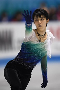 Hosts Japan defend lead on day two of ISU World Team Trophy