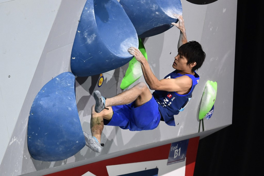 Tomoa Narasaki of Japan is one of the leading bouldering contenders heading to Chongqing ©Getty Images
