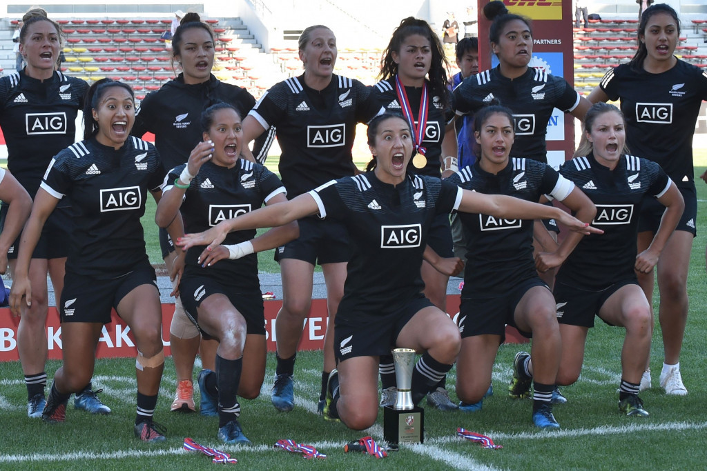 A pair of late tries helped New Zealand claimed their third Women's World Rugby Sevens Series stage title of the season ©Getty Images