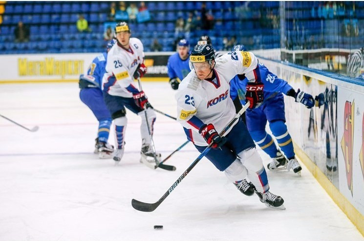 Olympic host nation South Korea beat Kazakhstan for the first time ©IIHF