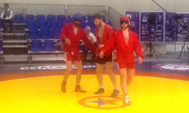 Helmets for visually impaired sambo tested in Moscow