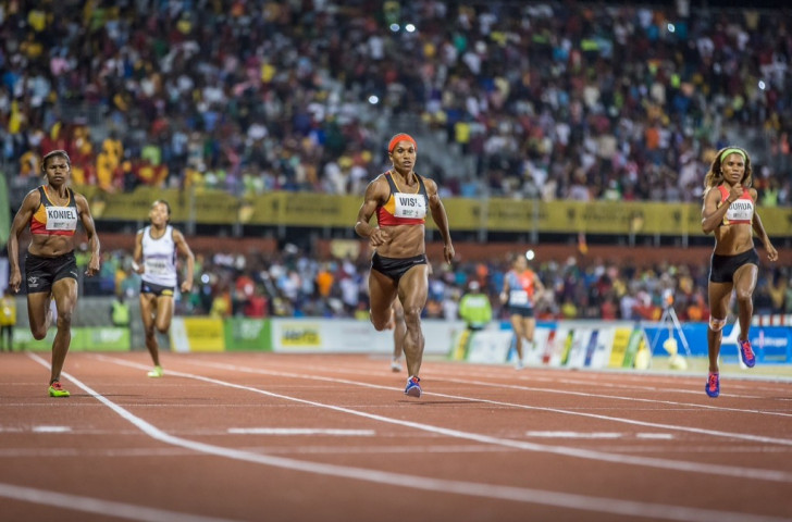 Papua New Guinea won all three medals in the women's 400 metres event as Toea Wisil took gold ©Port Moresby 2015