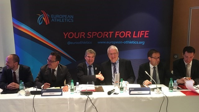 Svein Arne Hansen, third right, and André Giraud, third left, Presidents of European Athletics and the French Athletics Federation, shake hands after Paris was awarded the 2020 European Championships today ©European Athletics