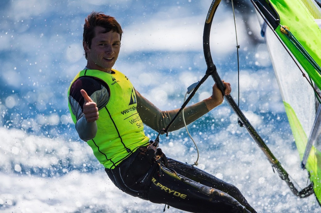 France’s Louis Giard wrapped up victory in the men’s RS:X event ©World Sailing