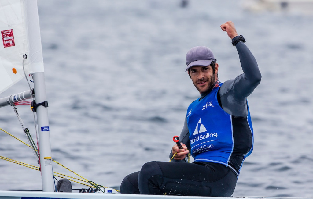 Pavlos Kontides earned a narrow win in the men's laser class ©World Sailing