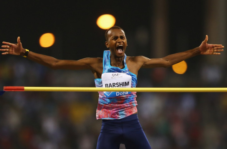 Qatari high jumper Mutaz Essa Barshim celebrates en route to victory with 2.36m at tonight's opening IAAF Diamond League meeting in Doha ©Getty Images